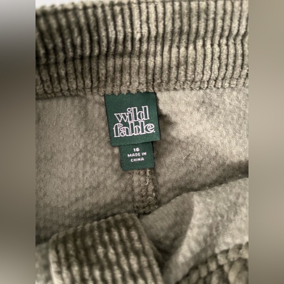 Green Corduroy Skirt - Picture 3 of 8